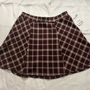 brown plaid skirt